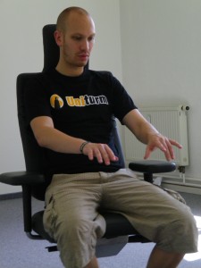 virtually-testing-a-headline-management-chair-by-claudio-and-mario-bellini-for-vitra testing