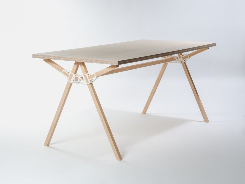 Minale Maeda Keystones table Minale Maeda Keystones table