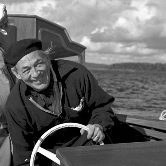Alvar Aalto on his boat Nemo Propheta Alvar Aalto on his boat Nemo Propheta