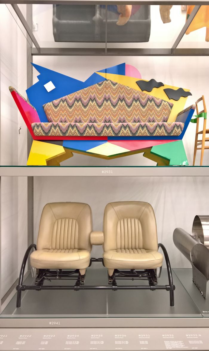 Which sofa looks more