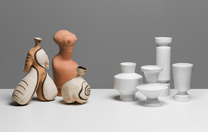 Utilitarian and artistic works by Margrit Linck, all part of Margrit Linck. Pioneer of Ceramics, Museum für Gestaltung, Zürich (Photo © Umberto Romito & Ivan Šuta, ZHdK, courtesy Museum für Gestaltung Zürich)
