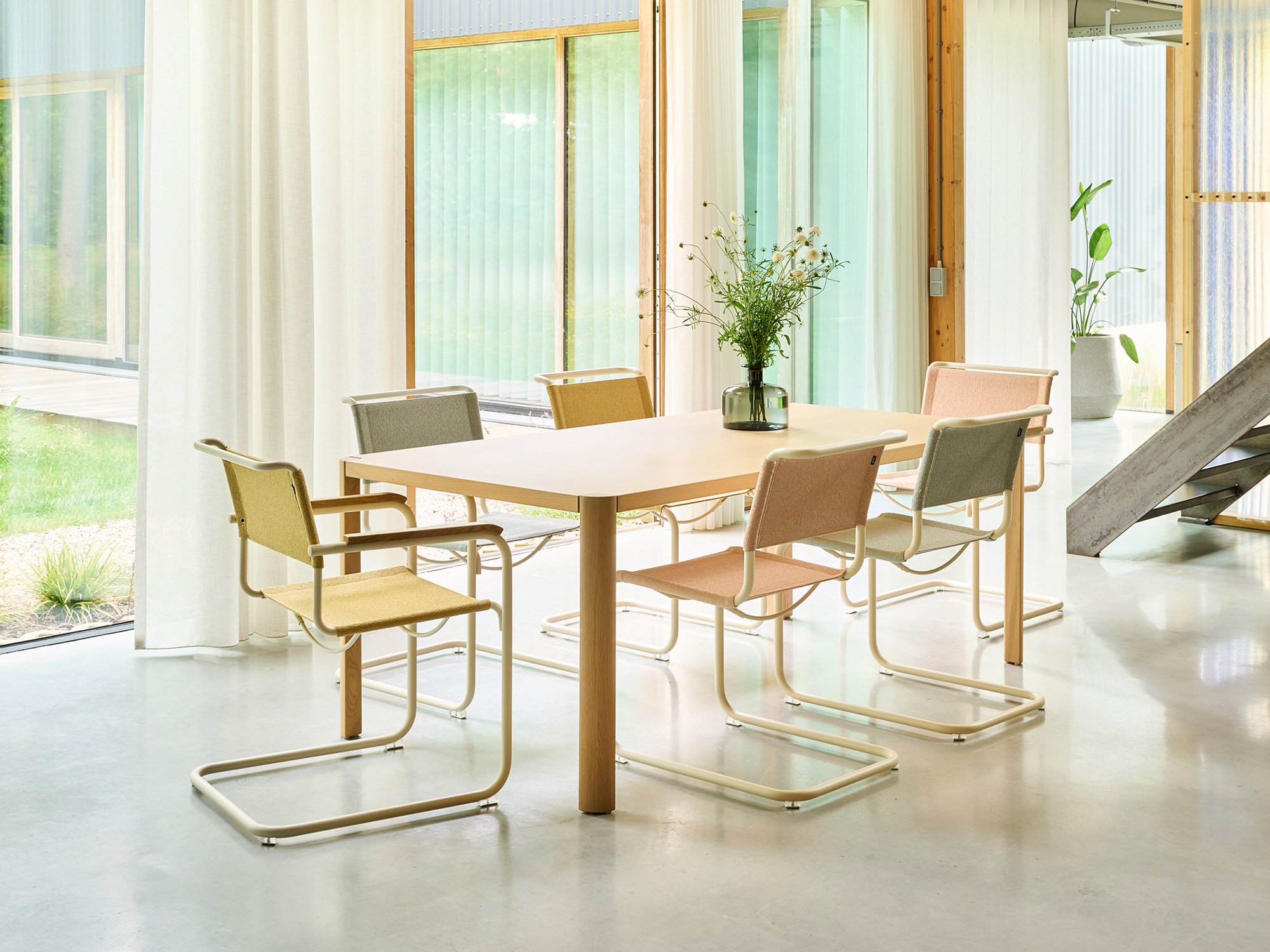Thonet Freischwinger S 33 / S 34 V Soft