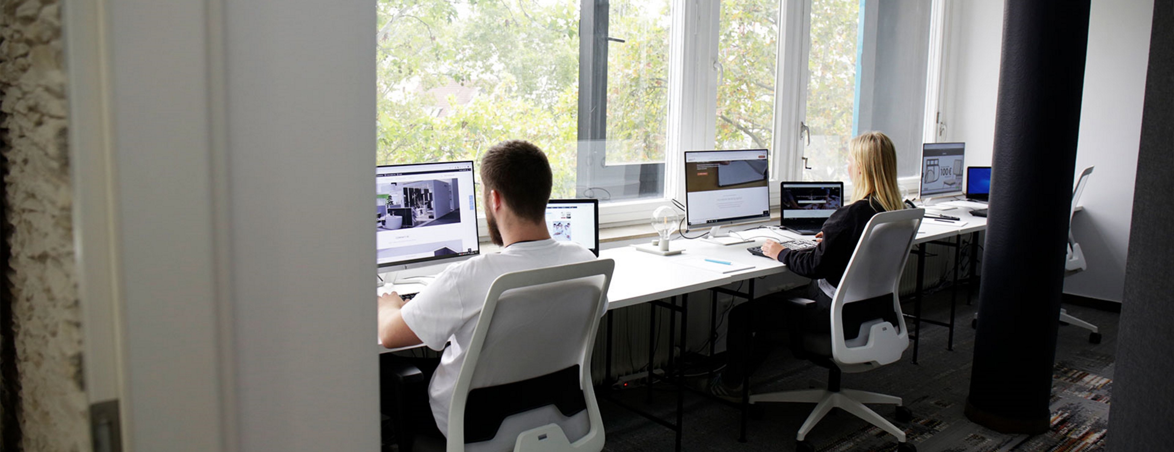 Firmly integrated workplaces for agile work through smow