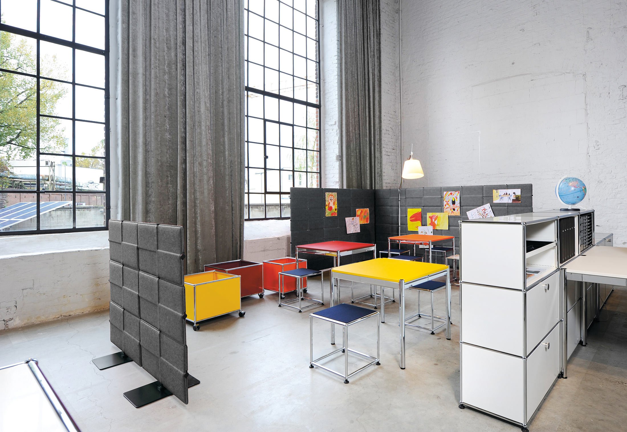 Setting up and planning a contemporary office reversible office