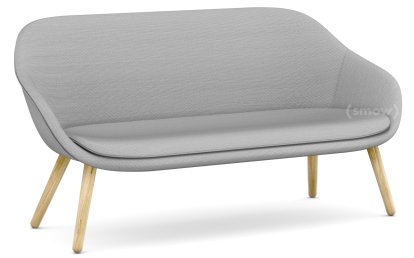 About A Lounge Sofa for Comwell, Steelcut Trio 133 - light grey, Lacquered oak